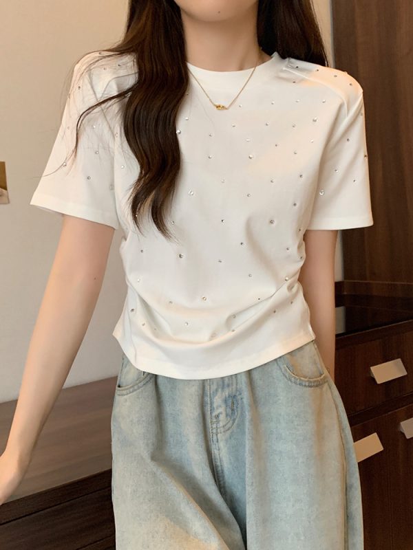 Plus-Size Rhinestone Ruched Short-Sleeve T-Shirt for Summer - Trendy Slimming Design for Women