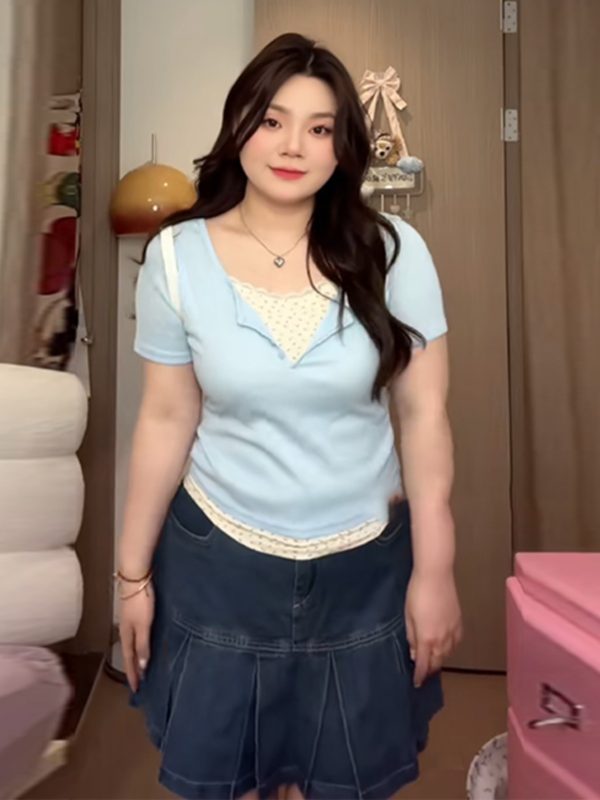 Plus-Size Slim-Fit Short Sleeve Floral Patchwork T-Shirt - Summer Design, Faux Two-Piece Style for Women
