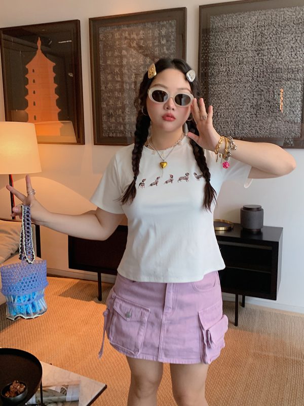 Plus Size Slimming Pearl Short Sleeve T-Shirt for Women - Summer 2025 Round Neck Top with Straight Shoulders, Y2K Style