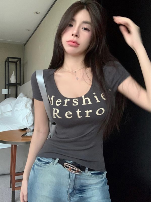 Plus-Size Spicy Girl U-Neck Short Sleeve T-Shirt for Women - Summer American Style, Slim Fit, Flattering Belly Design, Trendy Fashion