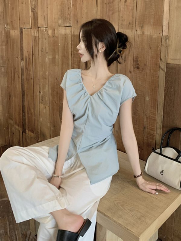 Plus Size Split V-Neck Short Sleeve Shirt for Women - Summer French Style, Waist-Cinching Pleated Elegant Top