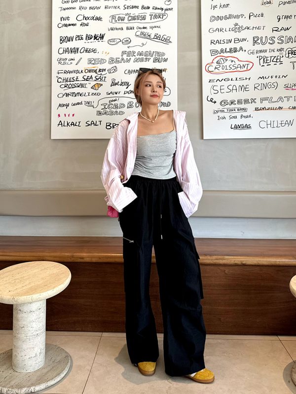 Plus Size Street Style Purple Cargo Pants for Autumn, Loose Paratrooper Design for Outdoor Climbing, Fashionable 2024 Look