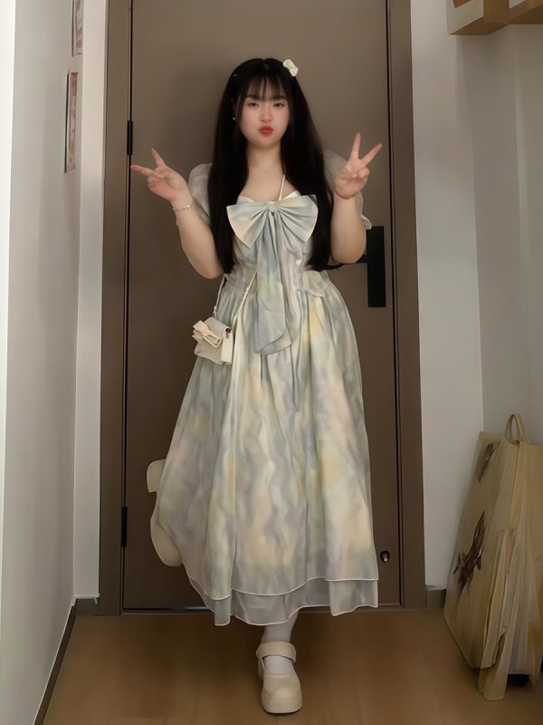 Plus-Size Summer Floral Water Wave Dress for Women, French Style Flattering Waist Fairy Dress, Elegant Blue 90s Inspired Fashion
