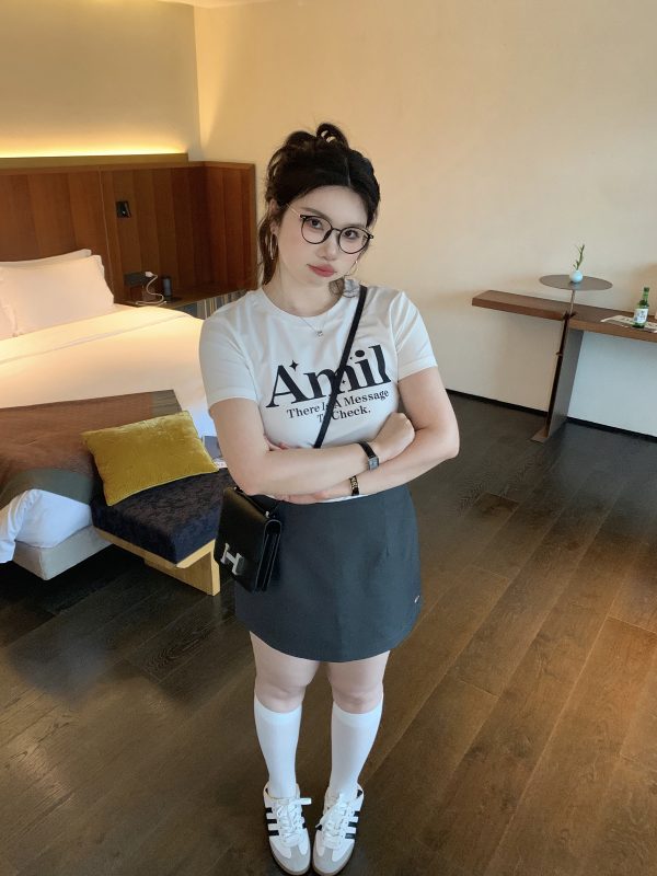 Plus Size Vintage Round Neck Slim Fit Short Crop T-Shirt with Sweetheart Letter Print - Slightly Chubby Aesthetic