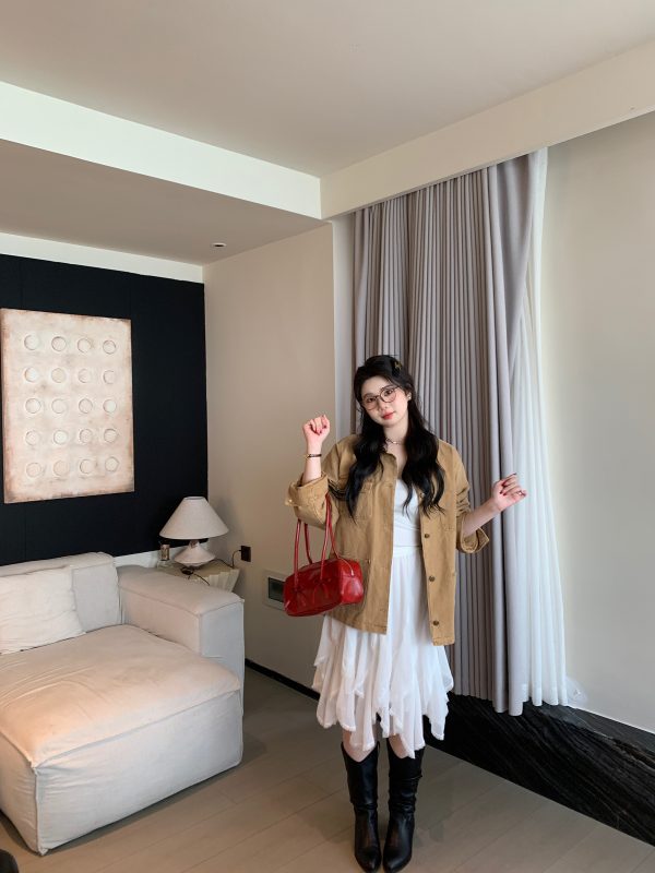 Plus-Size White Layered Chiffon Mesh Skirt, Irregular Hem, Manga-Style Sweet Bean Design, Trendy Korean Fashion