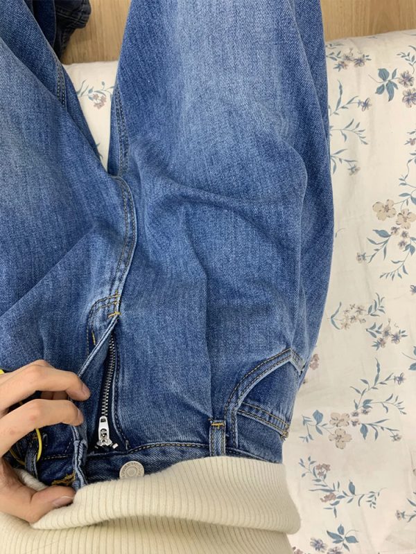 Plus-Size Wide-Leg Jeans for Pear-Shaped Figures - Flattering Loose-Fitting Pants for Curvy Hips - 2025 Fashion Essential