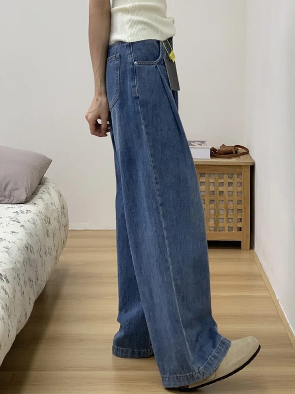 Plus-Size Wide-Leg Jeans for Pear-Shaped Figures - Flattering Loose-Fitting Pants for Curvy Hips - 2025 Fashion Essential