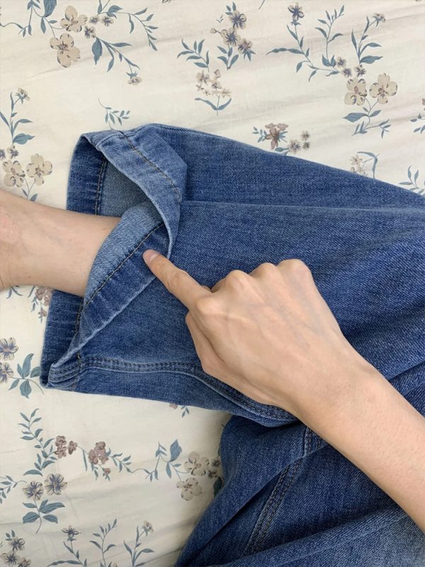 Plus-Size Wide-Leg Jeans for Pear-Shaped Figures - Flattering Loose-Fitting Pants for Curvy Hips - 2025 Fashion Essential