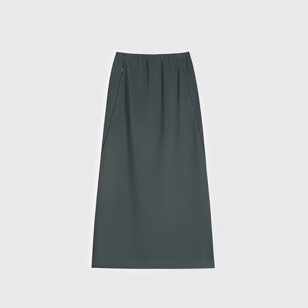 Plus-Size Women's Black High-Waisted Summer Skirt - Flattering Draped Long Design with Slit for Curvy Figures