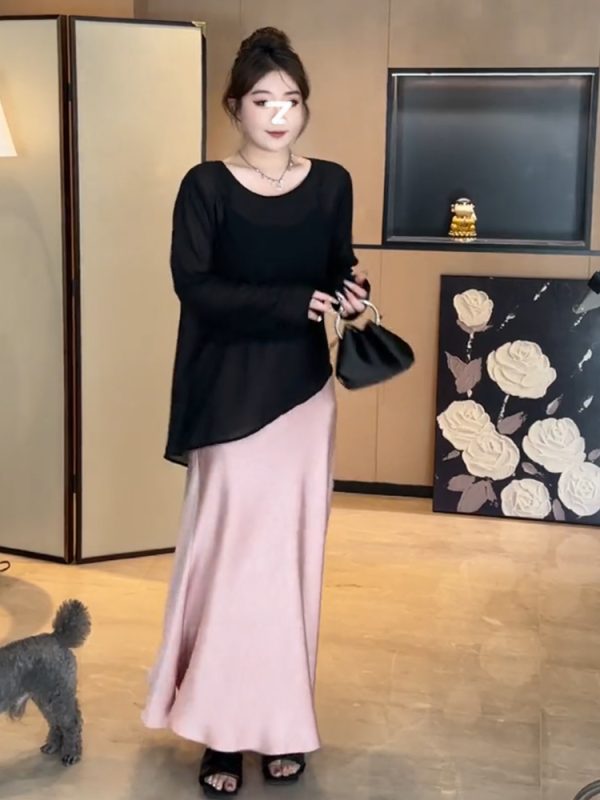 Plus-Size Women's Butterfly Hollow Back Top and Satin Fishtail Skirt Set - Sun-Protective Summer Fashion