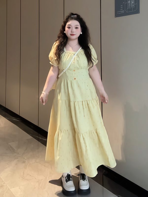 Plus-Size Women's French Polka Dot Puff Sleeve Dress, Square Neck, Waist-Cinching, Summer Fashion for Curvy Figures, Youthful Style