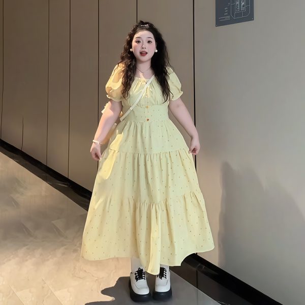 Plus-Size Women's French Polka Dot Puff Sleeve Dress, Square Neck, Waist-Cinching, Summer Fashion for Curvy Figures, Youthful Style