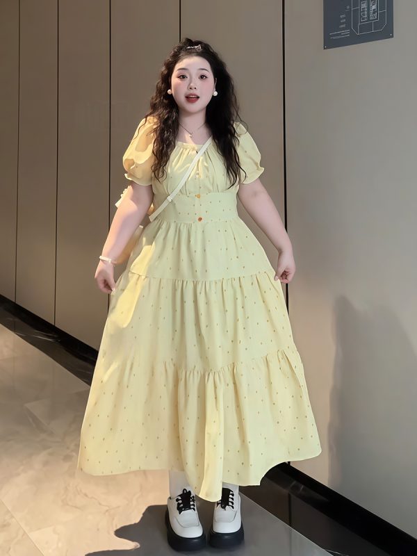 Plus-Size Women's French Polka Dot Puff Sleeve Dress, Square Neck, Waist-Cinching, Summer Fashion for Curvy Figures, Youthful Style