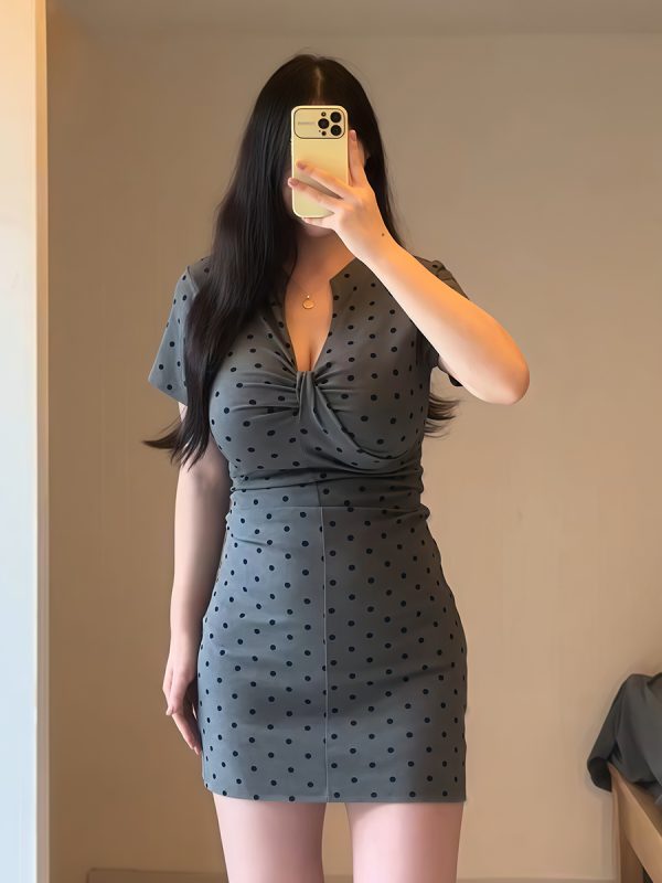 Plus-Size Women's French-Style High-End Polka Dot Bodycon Dress for Summer, Slim Fit Short Skirt, Chic and Trendy