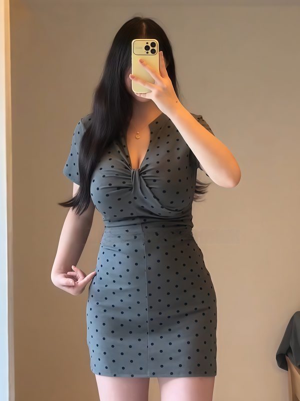 Plus-Size Women's French-Style High-End Polka Dot Bodycon Dress for Summer, Slim Fit Short Skirt, Chic and Trendy