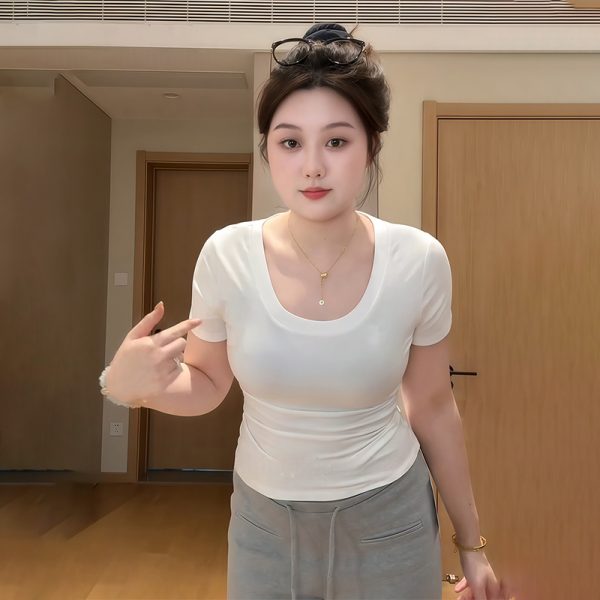 Plus-Size Women's French-Style U-Neck Short Sleeve T-Shirt, Summer Slim-Fit Top for Curvy Women, Casual Chic Fashion