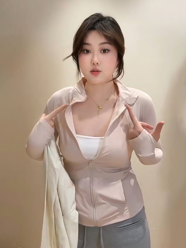Plus-Size Women's Hooded Yoga Jacket, Stand-Collar Sun Protection, Slim Fit Summer Style 2025 for Curvy Women