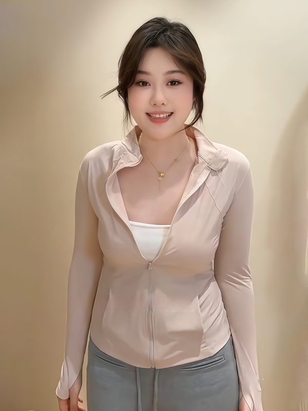 Plus-Size Women's Hooded Yoga Jacket, Stand-Collar Sun Protection, Slim Fit Summer Style 2025 for Curvy Women