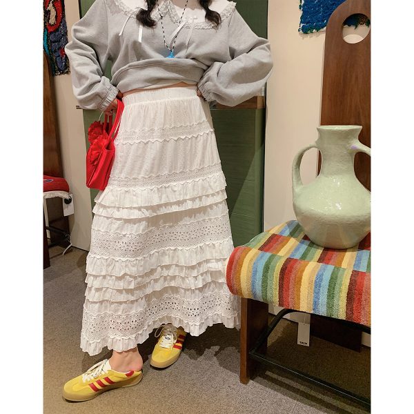 Plus Size Women's Lace Cake Skirt - Mid-Length White Skirt for Spring & Autumn, Stylish Half-Length Design