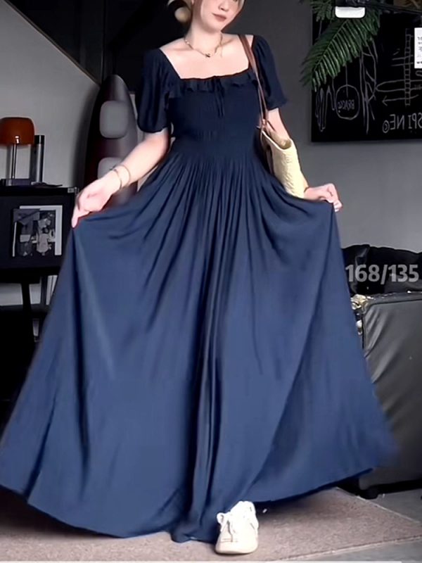 Plus-Size Women's Long Summer Dress with Slimming Effect, French Style Square Neck and Puff Sleeves, Elegant Curvy Fashion