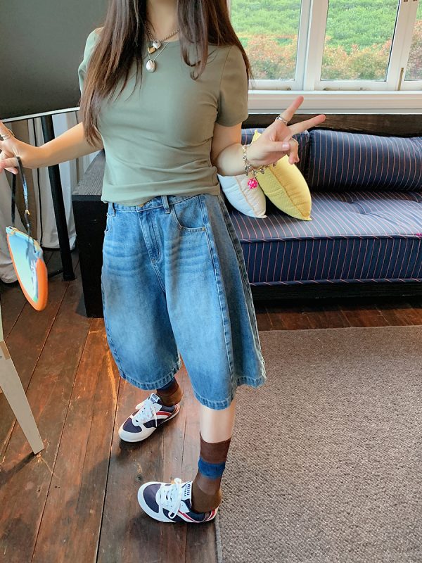 Plus Size Women's Loose Denim Shorts - Summer 2025 Slimming Five-Point Style for Casual Y2K Vibe
