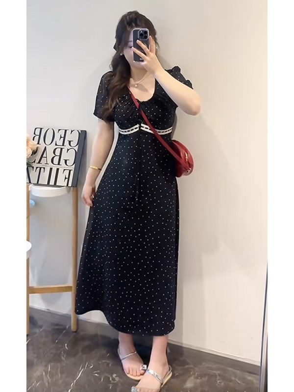 Plus-Size Women's Polka Dot Slimming Dress, Short Sleeve Summer Style, High-End French Temperament, Chic and Stylish for Everyday Wear