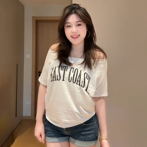 Plus-Size Women's Retro Letter Print Short-Sleeve T-Shirt - 2025 Summer Slanted Shoulder Top for Curvy Fashionistas