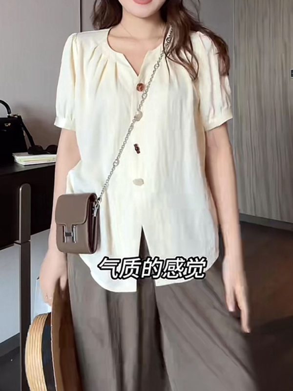 Plus Size Women's Short Sleeve Slimming Casual Blouse - Versatile Design, Covers Belly, Flattering Fit for Curvy Figures