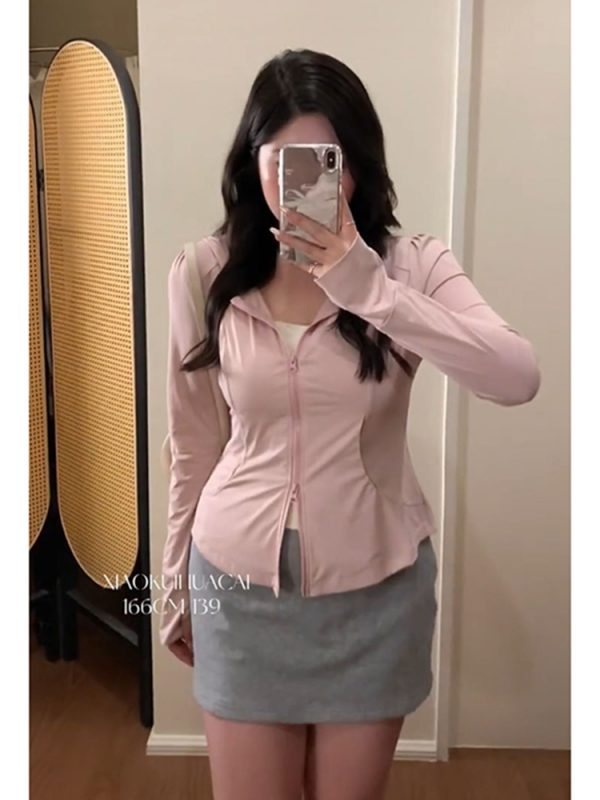 Plus Size Women's Summer Sports Cardigan - Thin Sun Protection Jacket for Cool Comfort - Slimming Outerwear for Chubby Fit