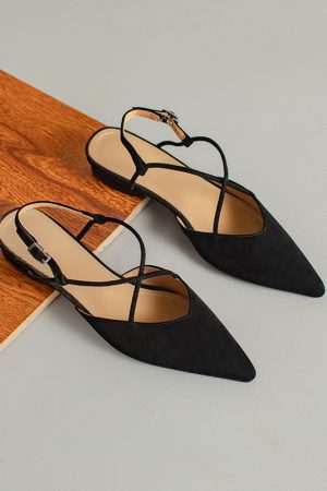 Pointed Cross-Strap Closed-Toe Flat Sandals for Women â€“ Genuine Leather Outdoor Summer Footwear 2024, French Style
