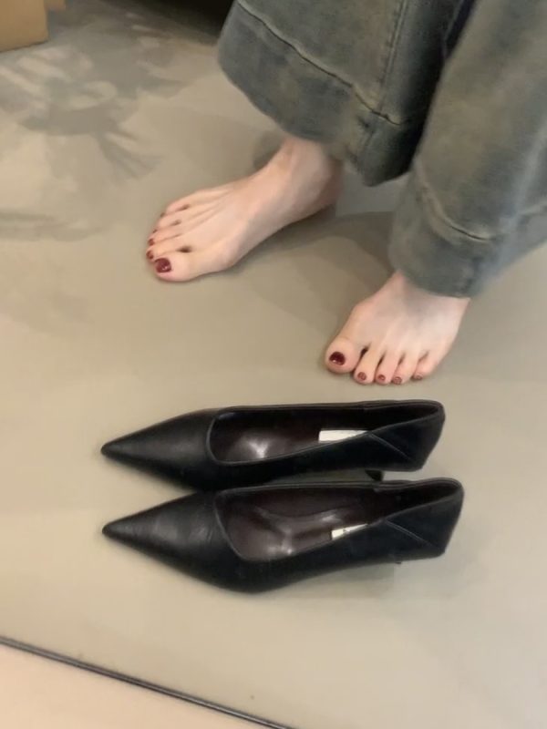 Pointed Toe Sheepskin Black High Heels for Women - Stylish French Slip-On Kitten Heel Flats for Commuting and Versatile Wear