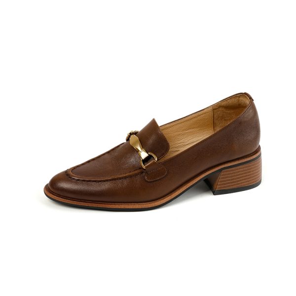 Pointed Toe Small Leather Shoes for Women with Retro Metal Buckle - Italian Style Footwear for Spring and Autumn 2025