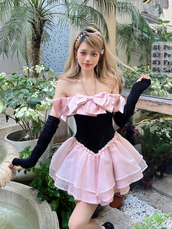 Princess Black Puff Skirt Dress with Bow and Diamond-Studded Neck, Fairy Tale Style for Birthdays, Y2K Fashion