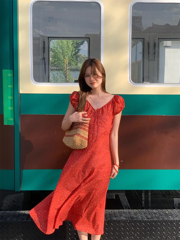 Red Floral Dress for Women, Loose Puff Sleeve Long Dress with French V-neck, Summer Flowers Design, Vintage Style, Perfect for Summer Outings
