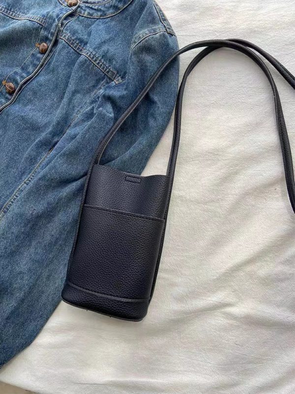 Red Mini Crossbody Handbag for Women - 2024 Korean Casual Phone Bag, Minimalist Fashion, Trendy Ins Style