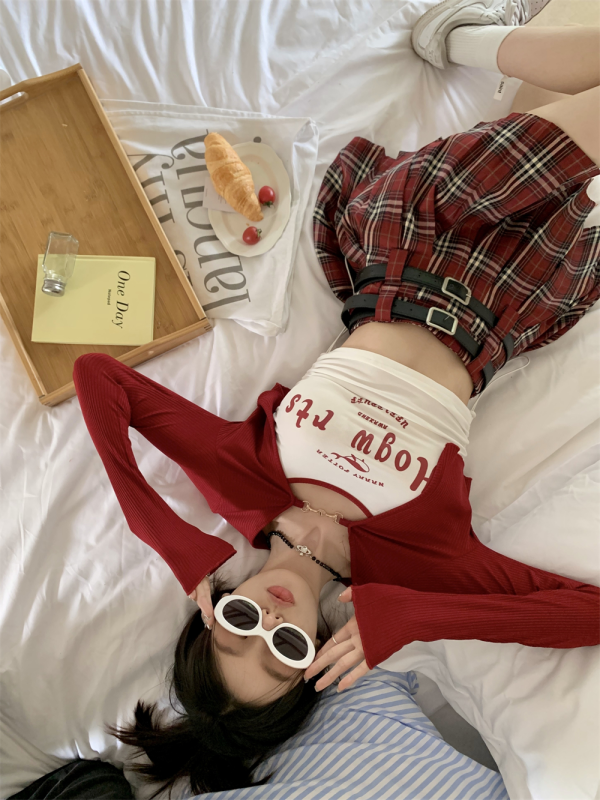 Red Plaid Pleated A-Line Skirt for Women, American Retro College Style, Slimming Anti-Exposure JK Short Skirt, Y2K Fashion