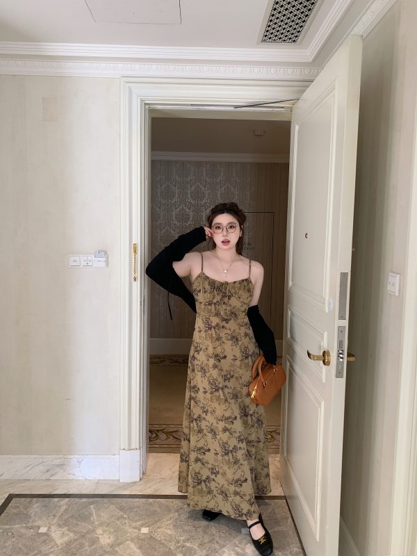 Red Tea Rose French Vintage Ink Wash Printed Slimming Long Dress - Slightly Chubby Fit, Perfect for 90s and Y2K Inspired Looks