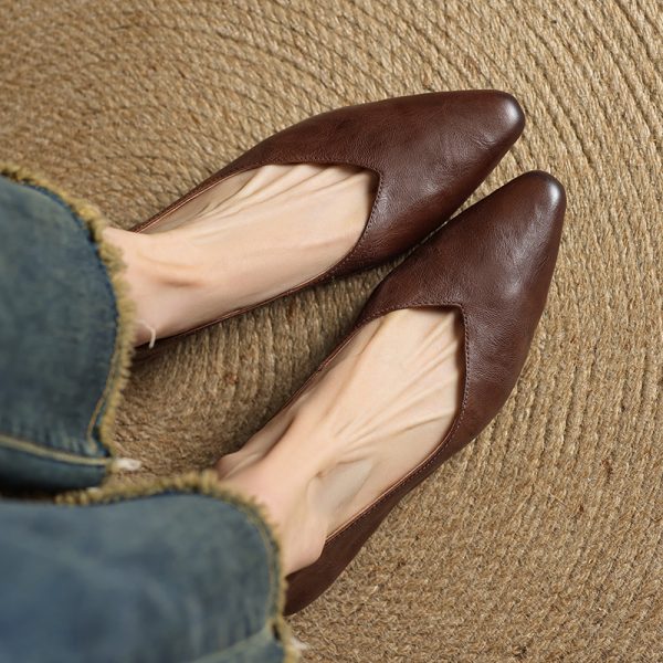 Red V-Shaped Slim-Fit Handmade Genuine Leather Slip-On Boat Shoes for Women - Stylish Artistic Design, Perfect for Chic Casual Looks