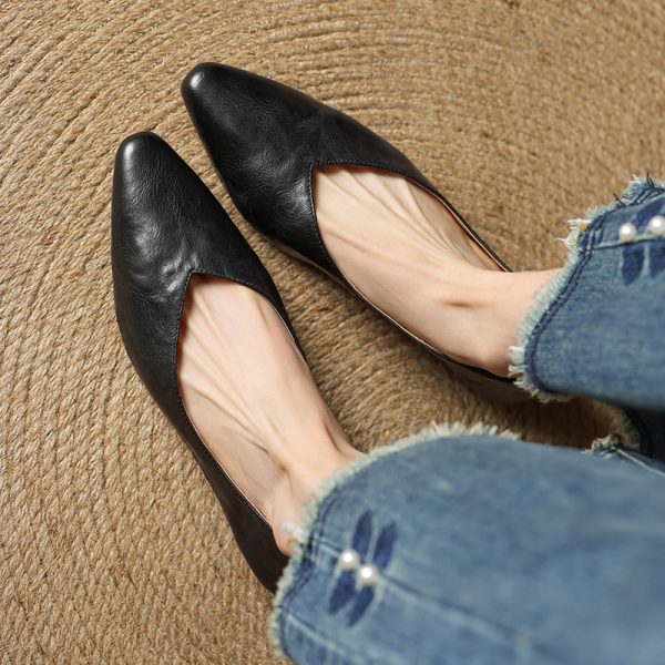 Red V-Shaped Slim-Fit Handmade Genuine Leather Slip-On Boat Shoes for Women - Stylish Artistic Design, Perfect for Chic Casual Looks