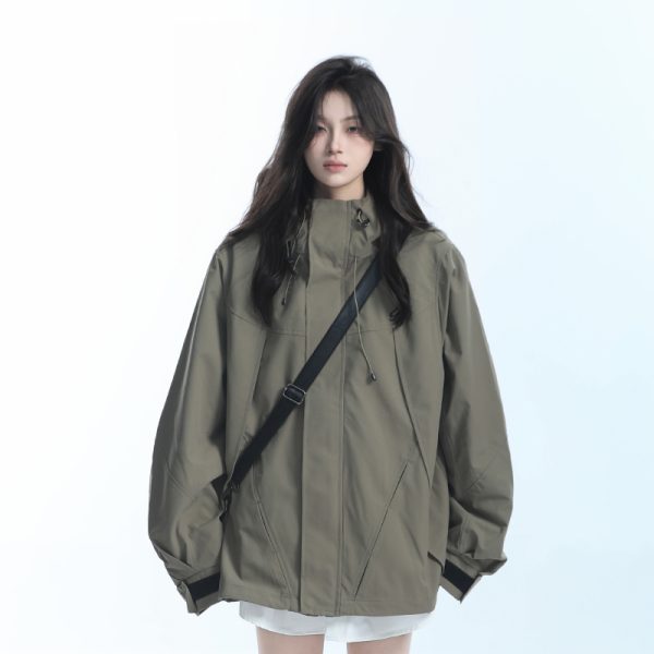 Retro American High-Neck Windbreaker Jacket for Women - Loose Waterproof Windproof Outdoor Black Jacket