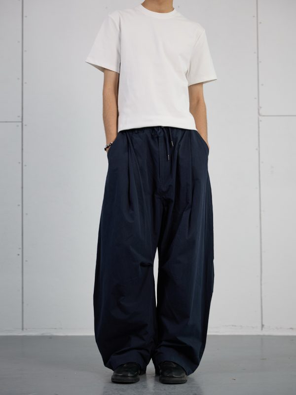 Retro American Style Wide-Leg Cargo Pants for Men - Draped Loose Fit Casual Trousers, Versatile Curved Blade Design
