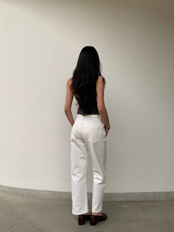Retro Ankle-Length White Cow Print Capsule Pants - Mid-Low Waist Small Straight Fit, Hip-Enhancing Style, Soap-Scented Design