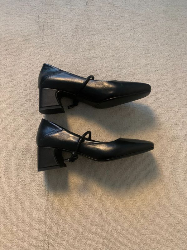 Retro Cowhide High-Heeled Mary Jane Shoes with Square Toe and Single Strap - French Style Chunky Heel Commuter Flats