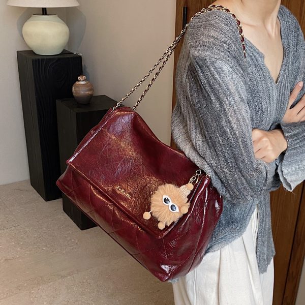 Retro Diamond Quilted Chain Shoulder Bag - Large Oil Wax Leather Handbag for Women, Trendy 2025 Casual Commuter Tote