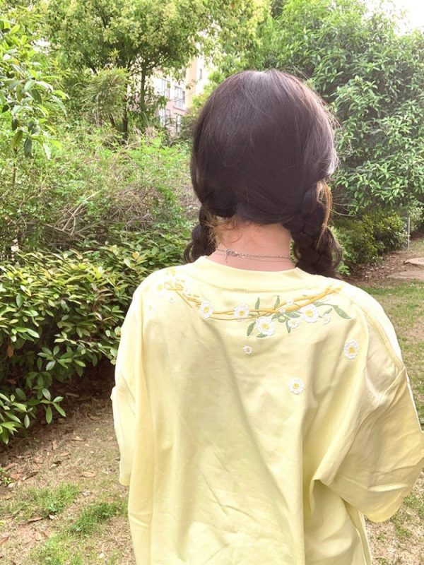 Retro Floral Embroidered Milk Yellow Short Sleeve T-Shirt for Women - Summer 2025 Trendy Half Sleeve Age-Reducing Top