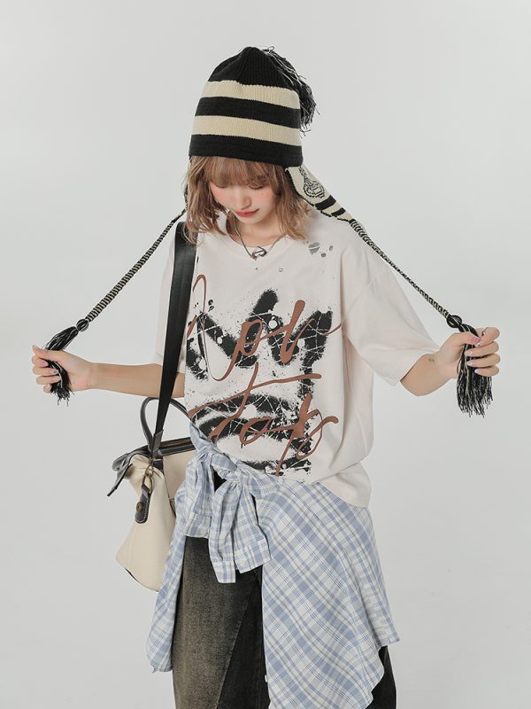 Retro Graffiti Print Round Neck Short Sleeve T-Shirt for Women - Loose Slim Fit Summer Street Style Top
