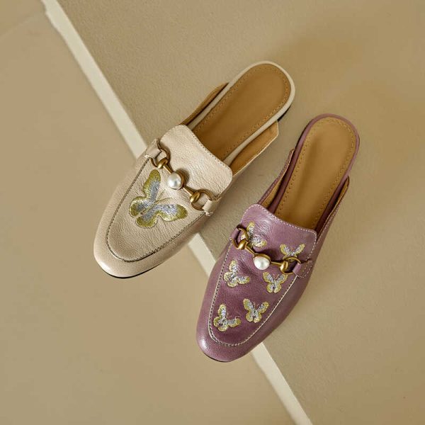 Retro Italian Closed Toe Sandals in Checkered Genuine Leather - Artistic National Style Slippers for Chic Summer Looks