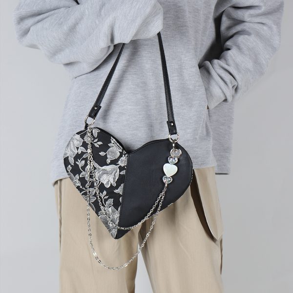 Retro Jacquard Embroidered Heart Beaded Crossbody Bag for Women - Handmade Sweet Cool Underarm Style