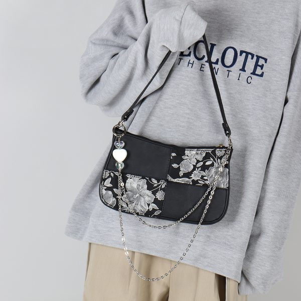 Retro Jacquard Embroidered Heart Beaded Underarm Bag - Handmade Crossbody Women's Bag in Sweet Cool Style
