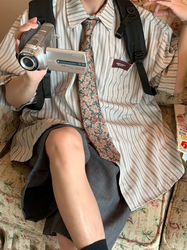 Retro Japanese-Style Vertical Striped Loose Short-Sleeve Shirt for Men and Women, Summer City Boy Aesthetic, Hong Kong Influence